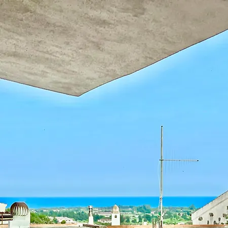 Residenza Mediterranea Golfo بيت للعطل أروسييْ