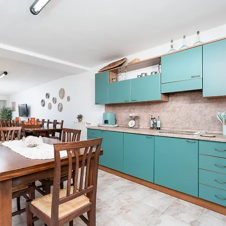 بيت للعطل Residenza Mediterranea Golfo *