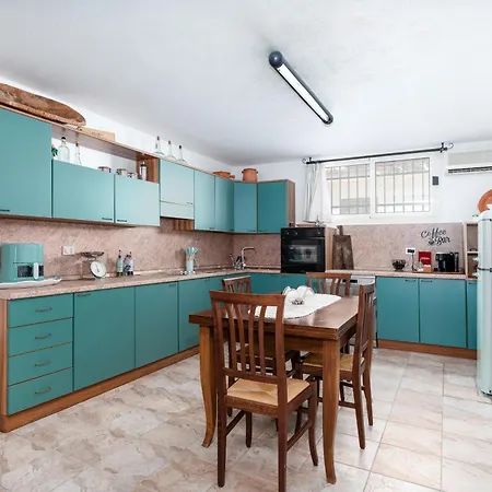 بيت للعطل Residenza Mediterranea Golfo أروسييْ